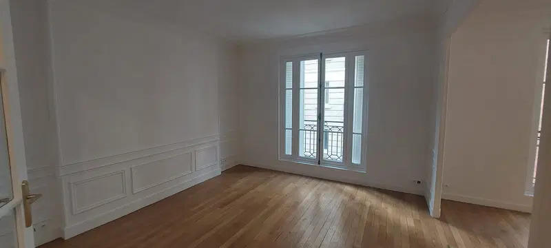Appartement - 100 m² - 4 pièces
