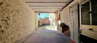 Maison - 220 m² - 7 pièces