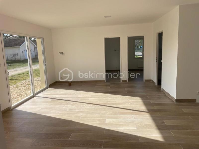 Maison - 87 m² - 4 pièces