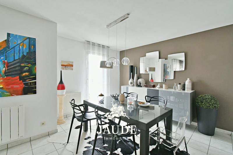 Appartement - 91 m² - 3 pièces