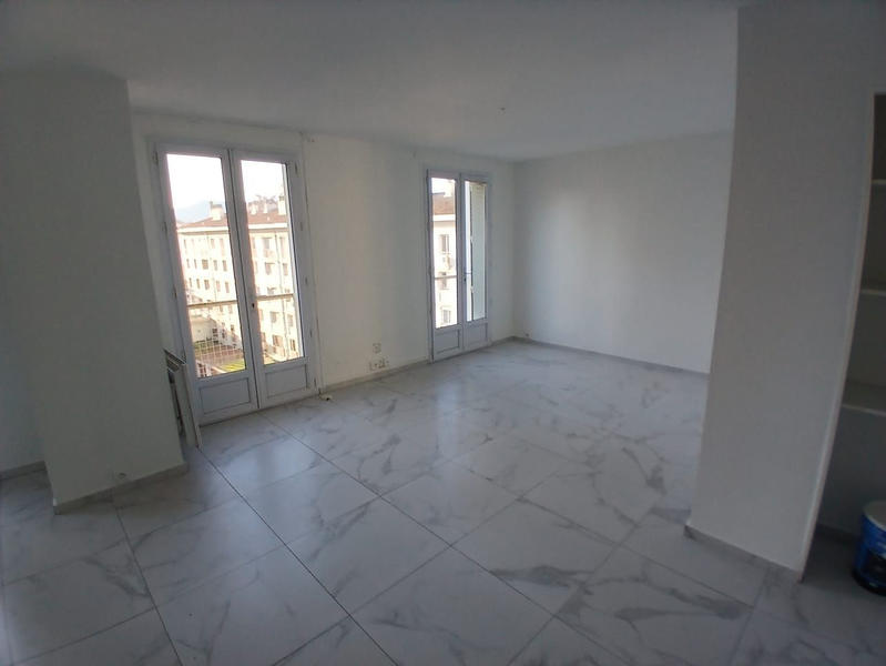 Appartement - 49 m² - 3 pièces