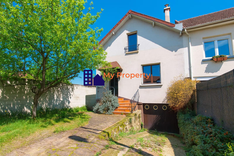 Maison - 103 m² - 5 pièces