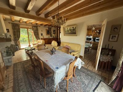 Maison - 164 m² - 7 pièces