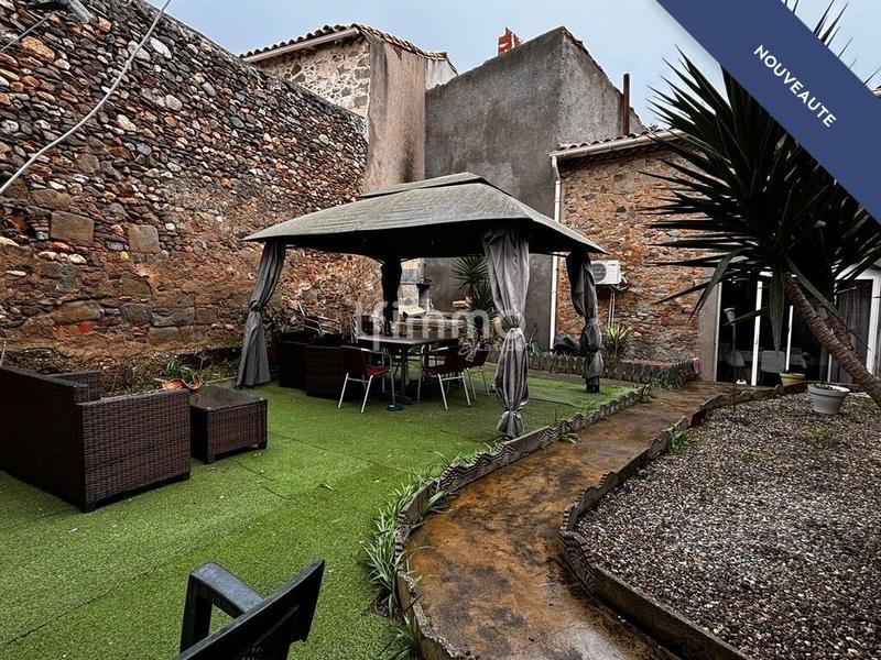 Maison - 298 m² - 7 pièces