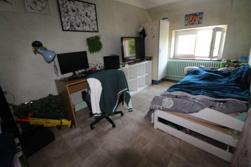 Maison - 107 m² - 6 pièces