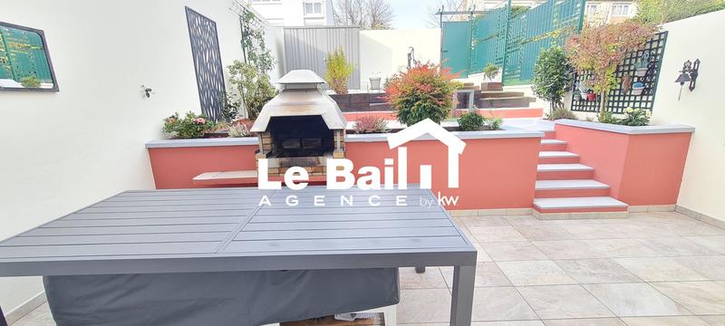 Maison - 103 m² - 5 pièces