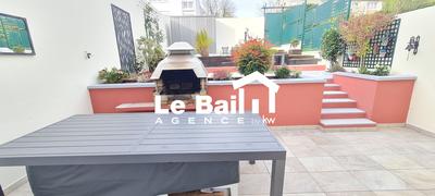 Maison - 103 m² - 5 pièces