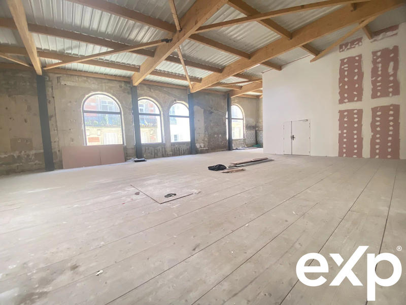 Fonds de commerce - Magasins - 246 m²