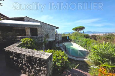 Maison - 150 m² - 5 pièces