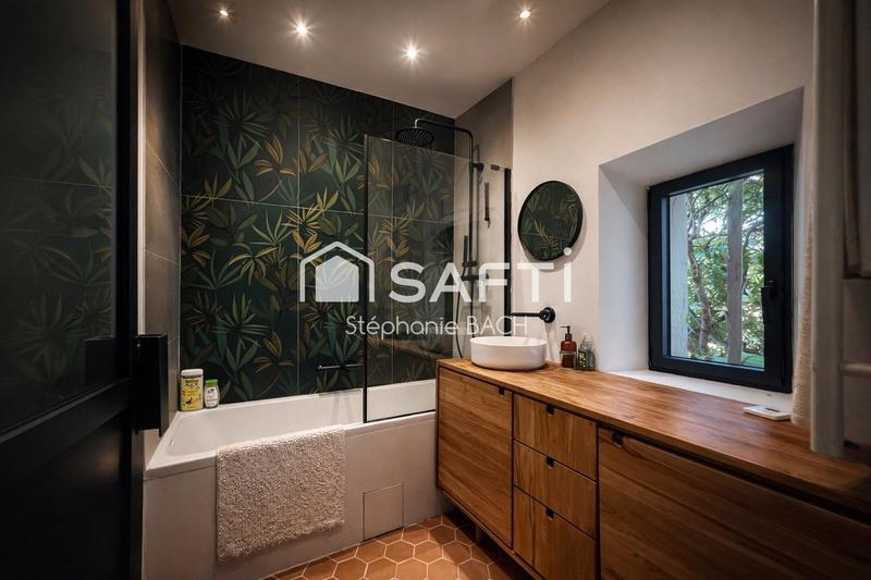 Maison - 108 m² - 4 pièces