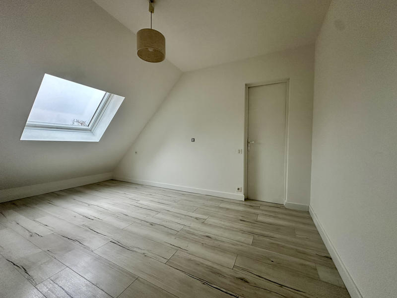 Maison - 121 m² - 5 pièces