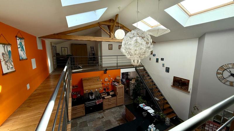 Maison - 195 m² - 6 pièces