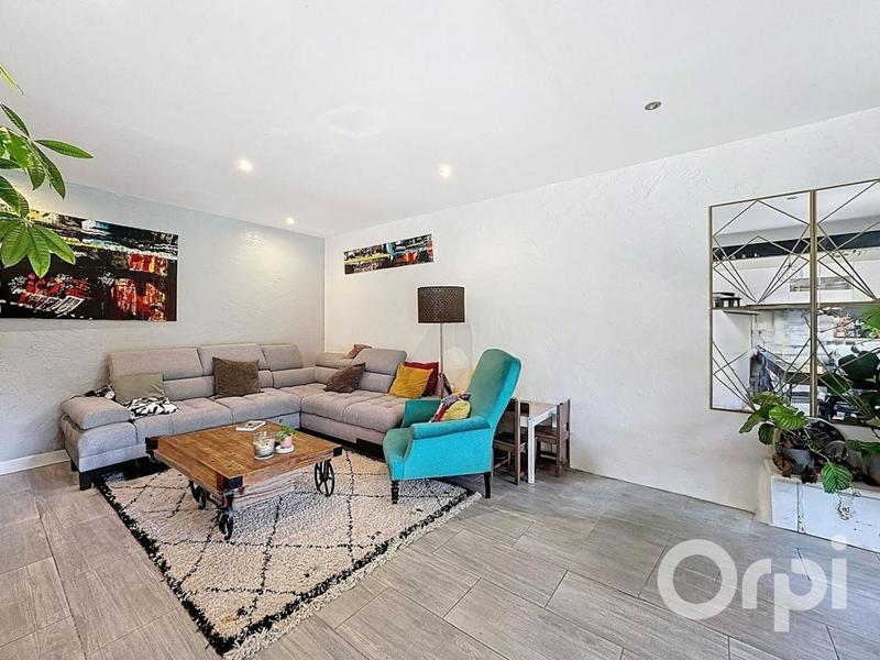 Appartement - 86 m² - 3 pièces