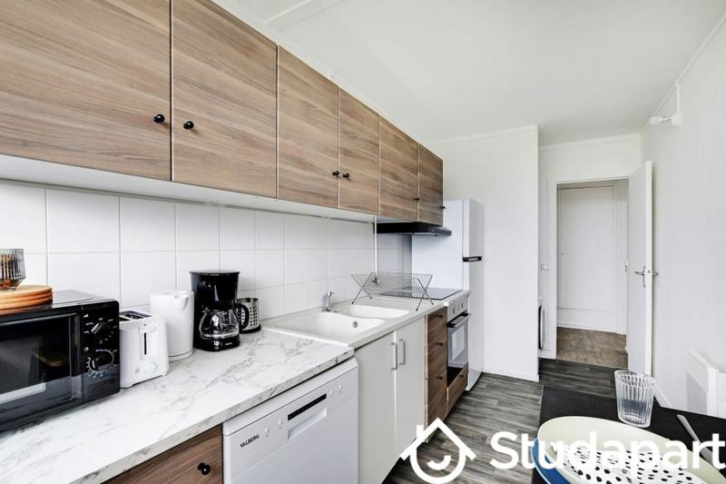 Chambre - 10 m² - 1 pièce