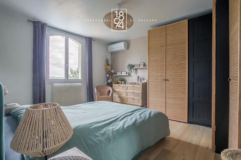 Appartement - 130 m² - 5 pièces