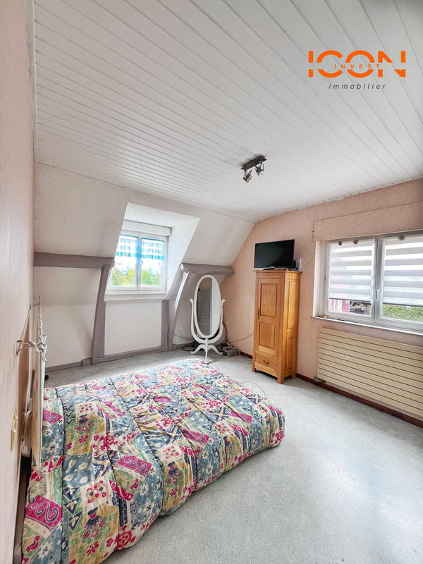 Maison - 190 m² - 8 pièces