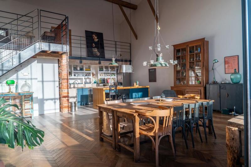 Propriété - 435 m² - 11 pièces