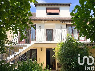 Maison - 177 m² - 7 pièces