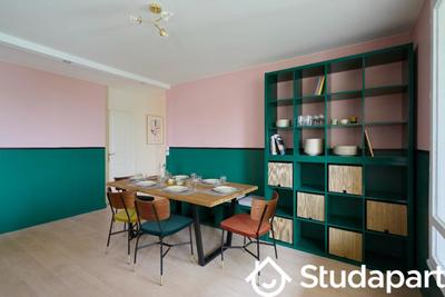 Chambre - 11 m² - 1 pièce