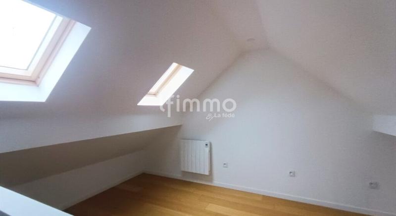 Maison de ville - 75 m² - 4 pièces