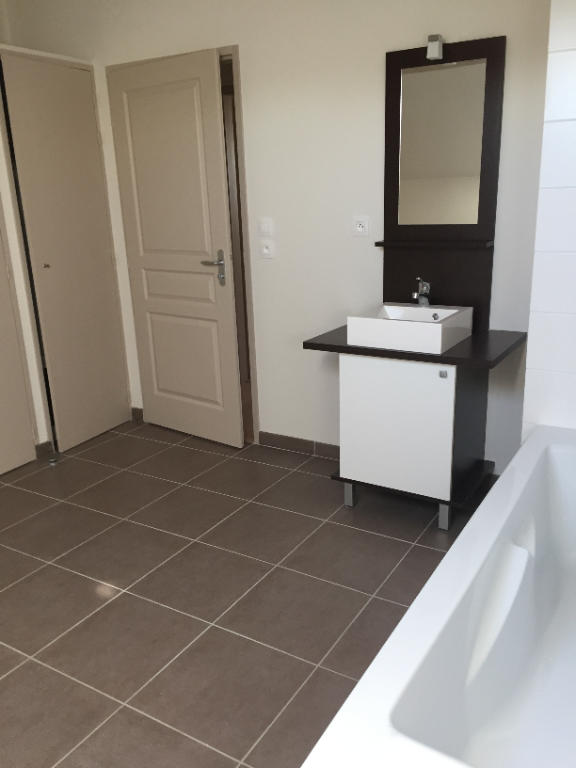 Appartement - 67 m² - 2 pièces