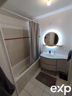 Appartement - 49 m² - 3 pièces