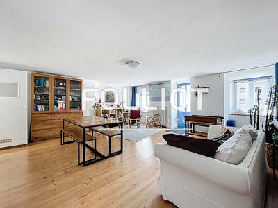 Maison - 182 m² - 7 pièces