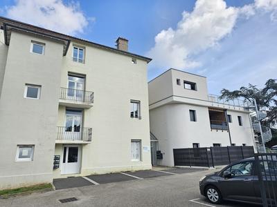 Parking / Garage - 12 m²