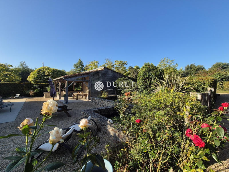 Villa - 359 m² - 11 pièces