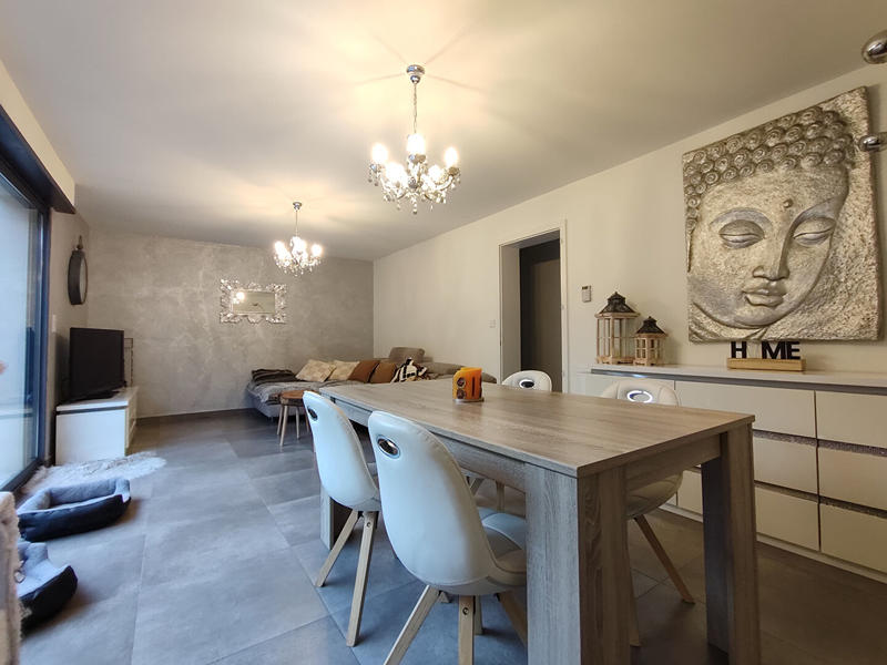 Maison - 99 m² - 4 pièces