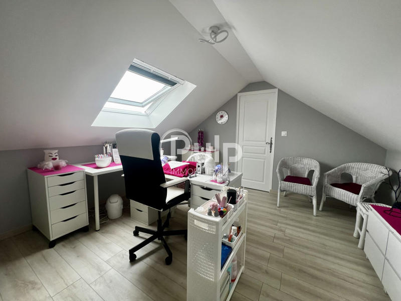 Maison - 90 m² - 6 pièces