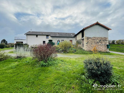 Ferme - 200 m² - 8 pièces