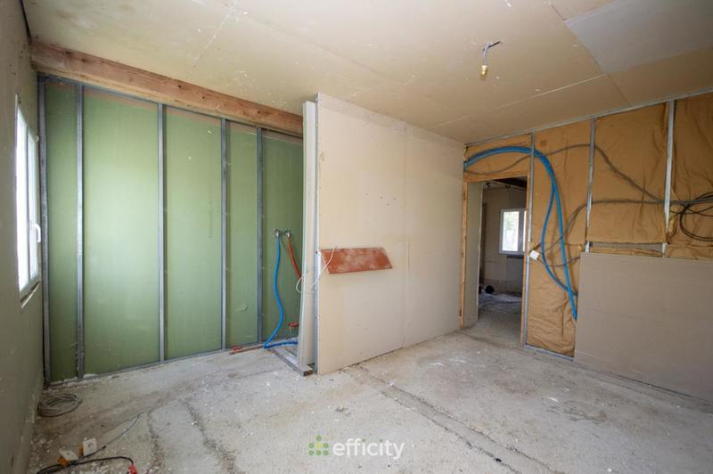 Maison traditionnelle - 159 m² - 4 pièces