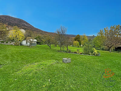 Maison - 104 m² - 4 pièces