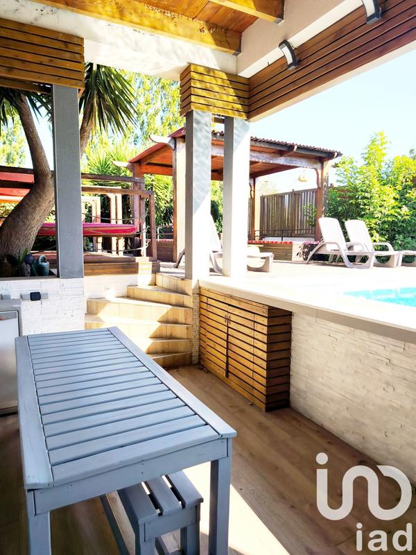 Maison - 90 m² - 5 pièces