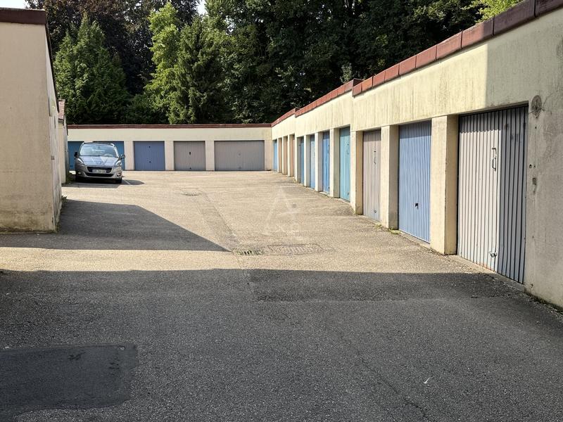 Appartement - 92 m² - 4 pièces