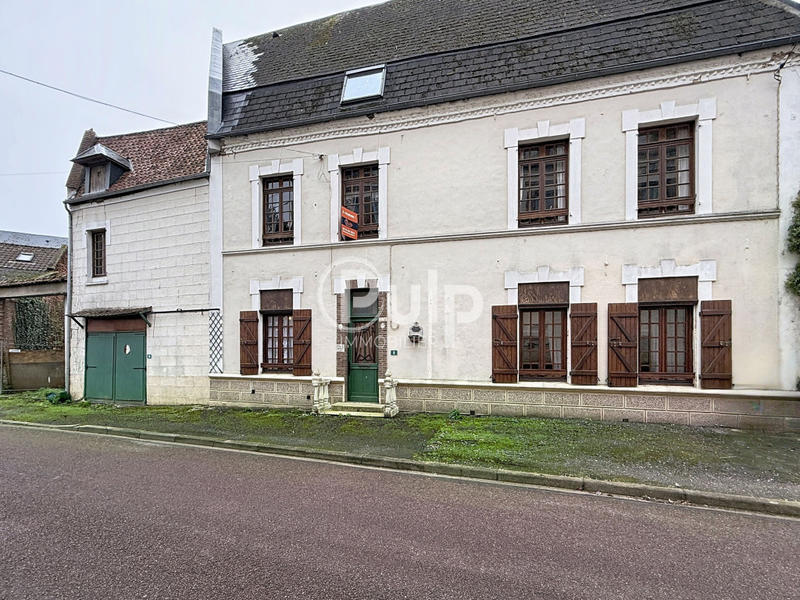 Maison - 200 m² - 12 pièces
