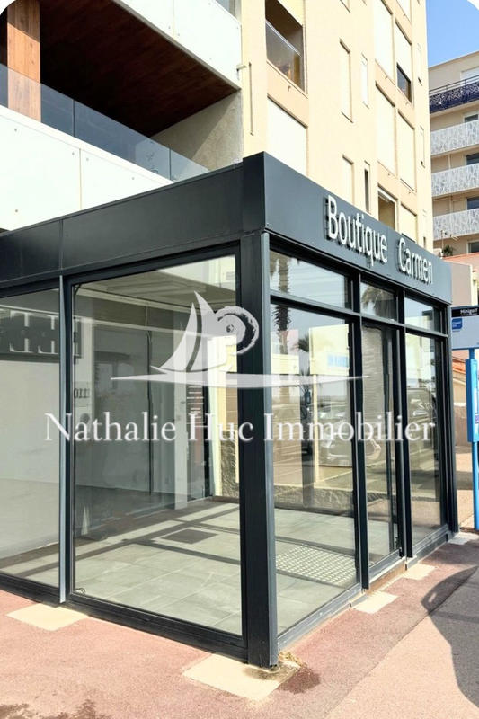 Local commercial - 64 m² - 2 pièces