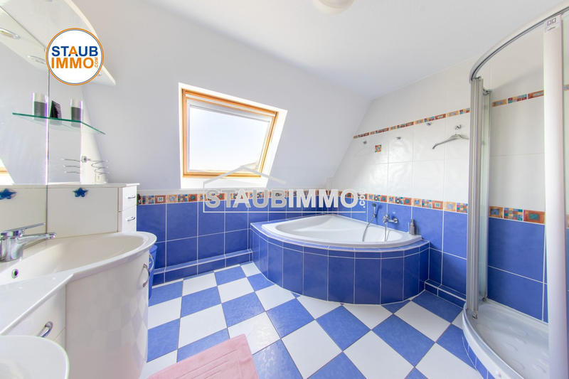 Maison - 145 m² - 6 pièces