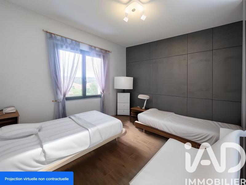 Maison - 179 m² - 7 pièces