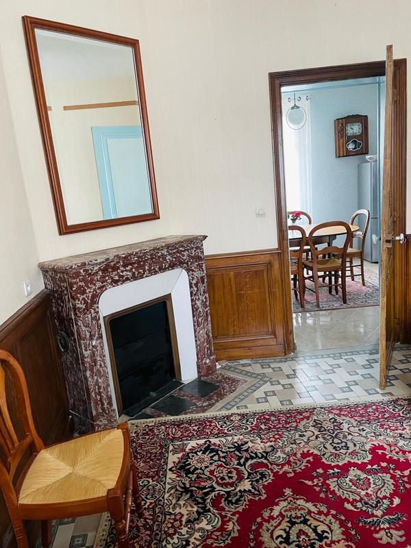 Maison - 142 m² - 8 pièces