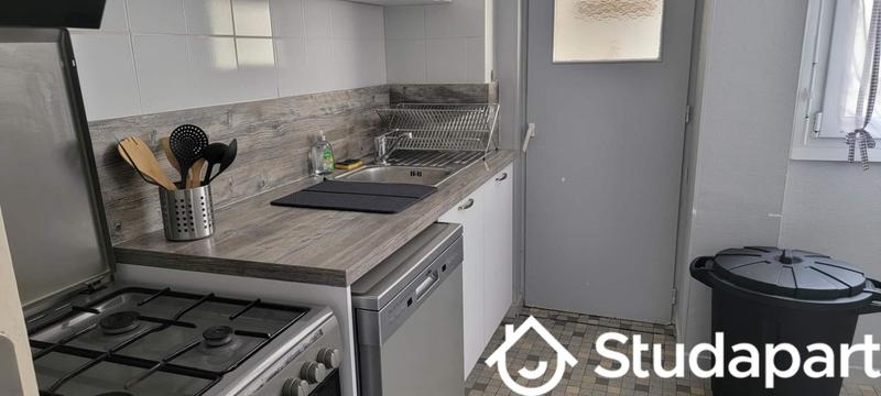 Chambre - 9 m² - 1 pièce