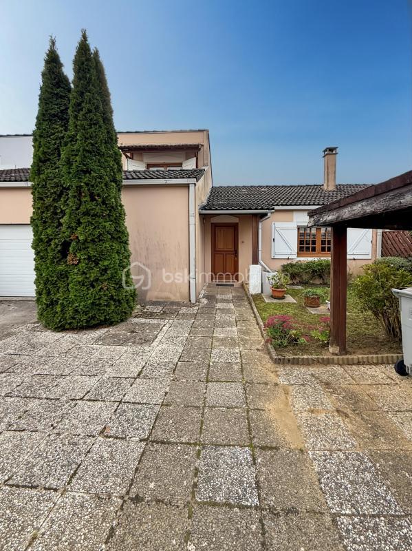 Maison - 108 m² - 5 pièces