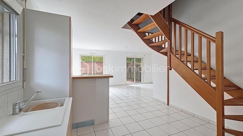 Maison - 85 m² - 4 pièces