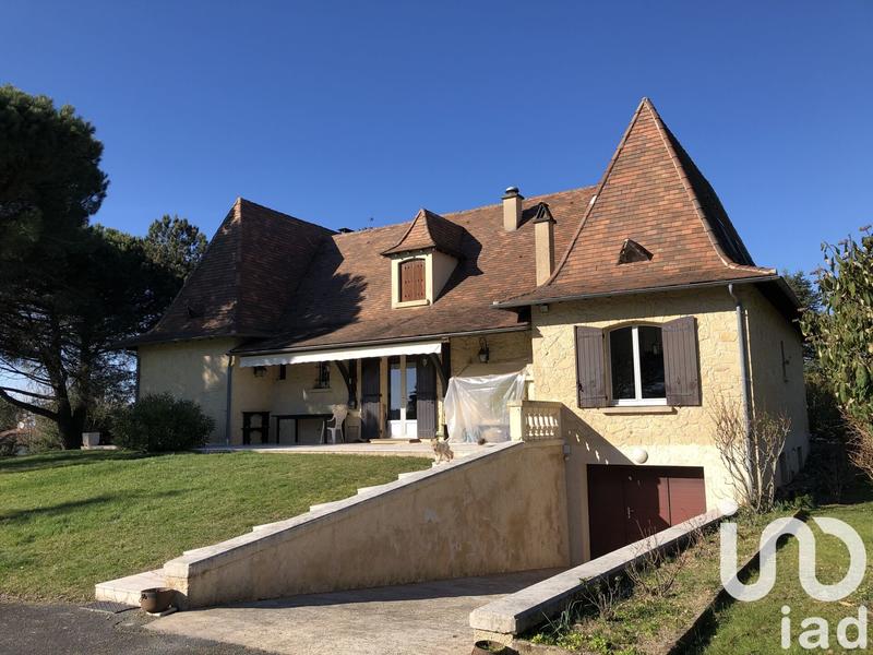 Maison - 187 m² - 7 pièces
