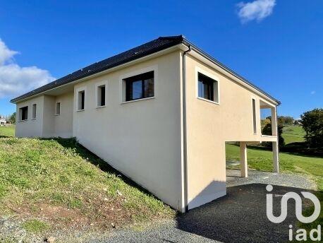 Maison - 176 m² - 1 pièce