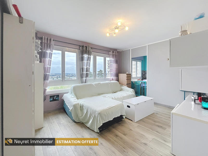 Appartement - 77 m² - 4 pièces