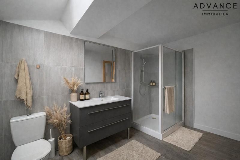 Maison - 198 m² - 5 pièces