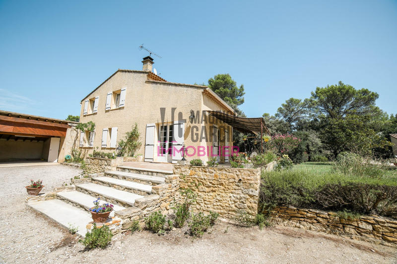 Maison - 170 m² - 13 pièces