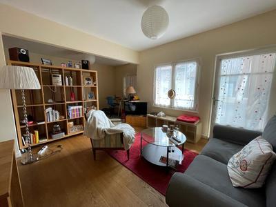 Appartement - 83 m² - 4 pièces